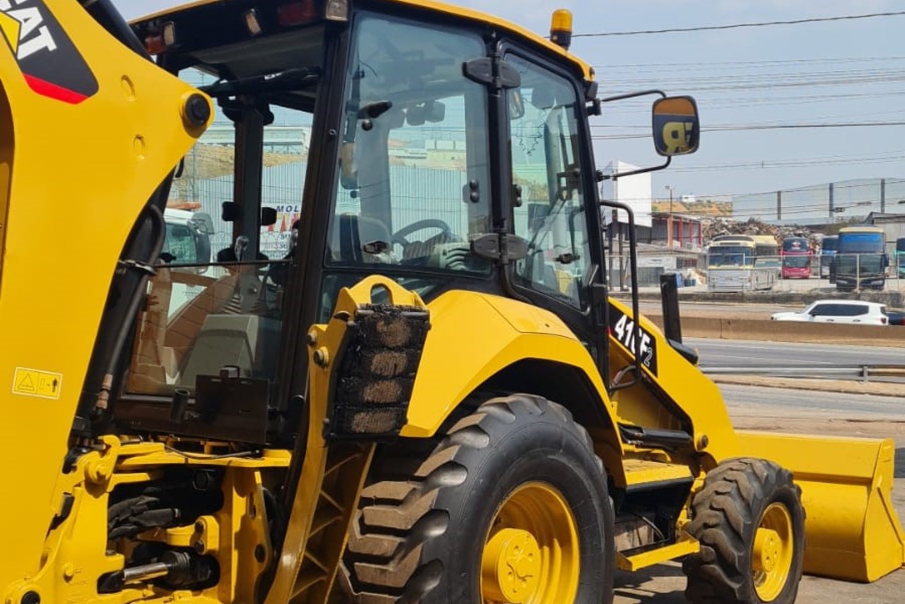Caterpillar 416F2 - 17/17 2