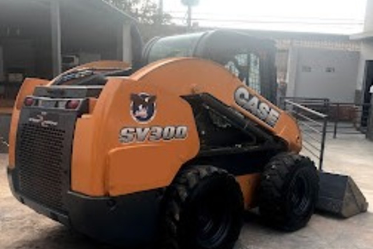 Case SV185 - 13/13 2