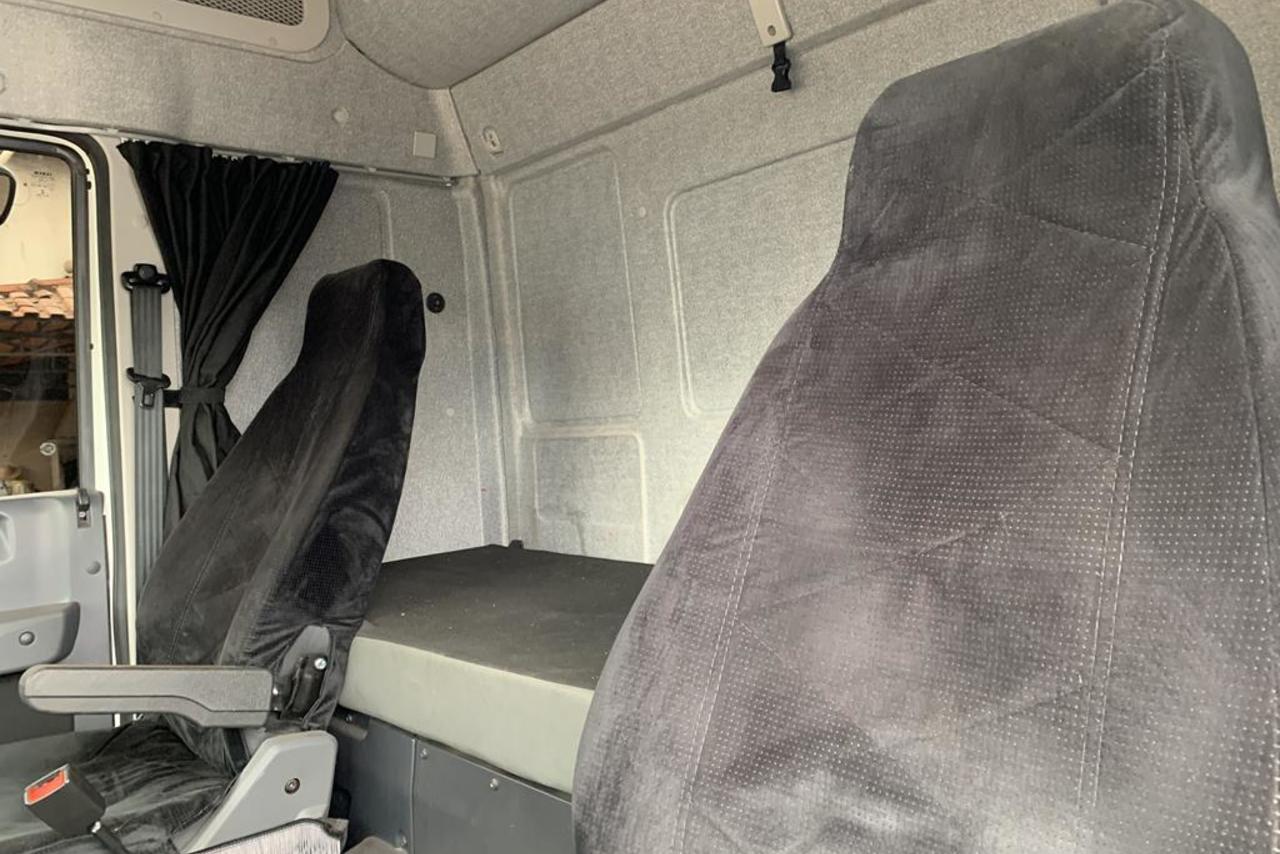 Iveco Tector 260 e30 - 20/21 9