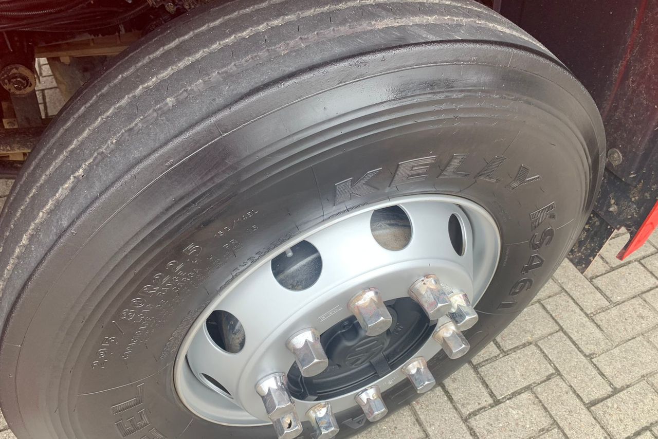 Volkswagen 24-280 E Constellation 6x2 - 13/13 3