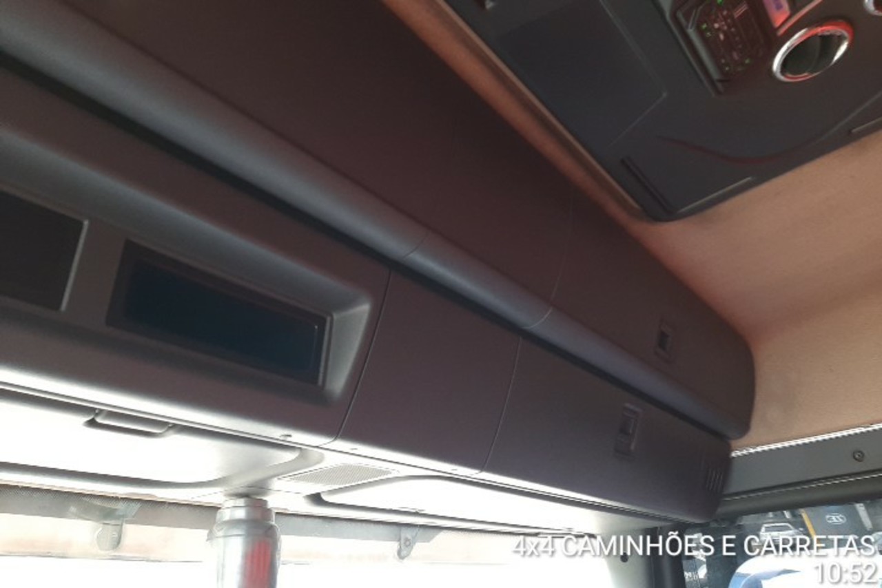 Scania 380 - 10/11 17