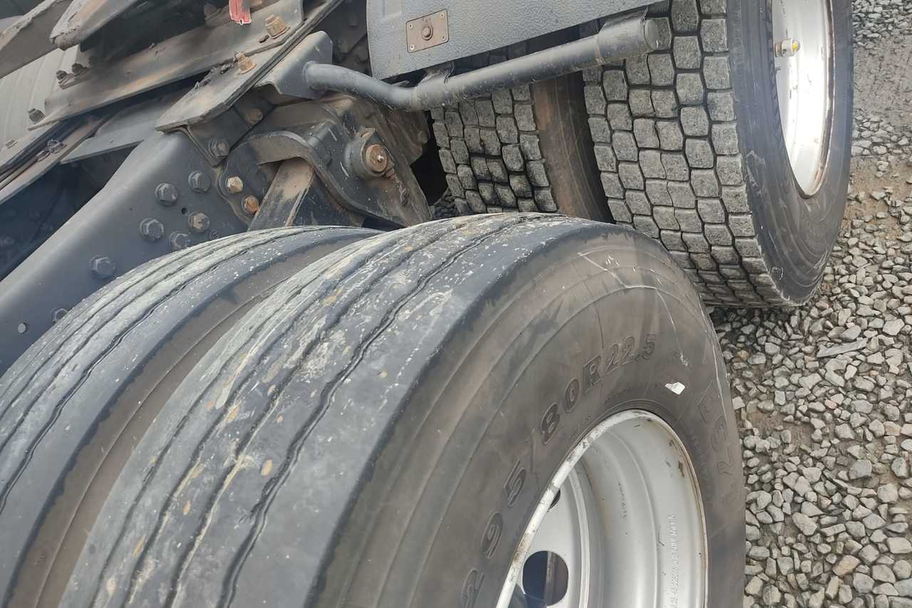 Volkswagen 25 420 - 14/14 9