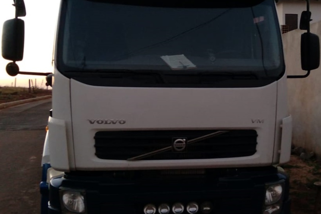 Volvo VM260 - 08/09 2