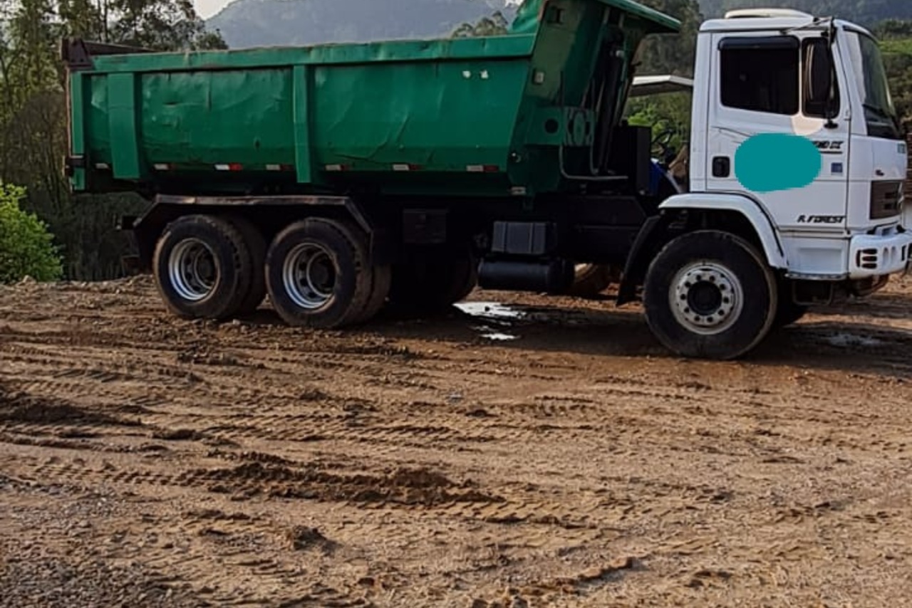 Mercedes Benz Atego 2423 - 06/06 3