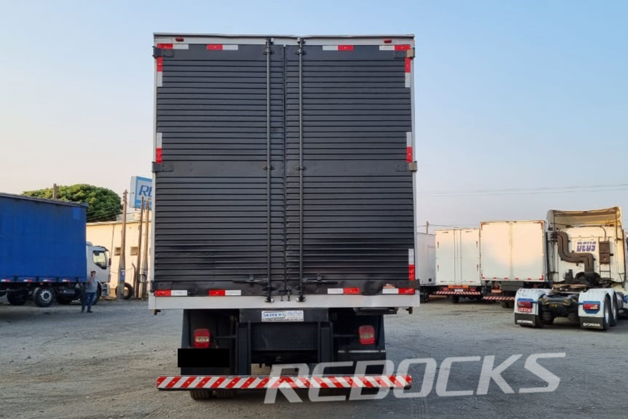 Volkswagen 24-280 E Constellation 6x2 - 16/16 3