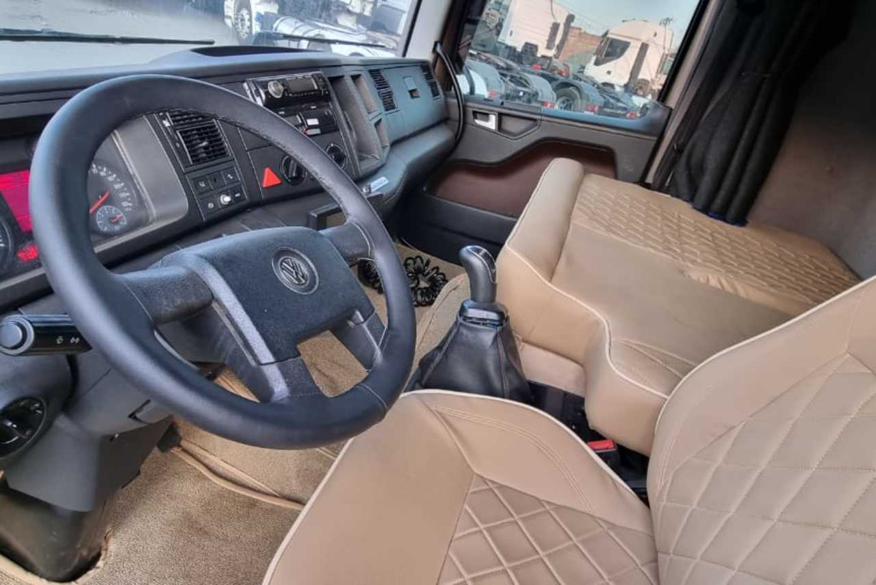 Volkswagen 24-280 E Constellation 6x2 - 16/16 13
