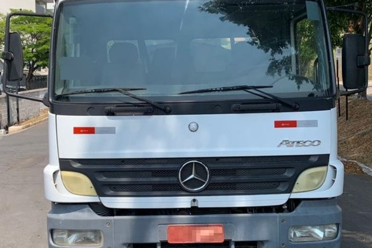 Mercedes Benz MB 1518 - 07/07 2