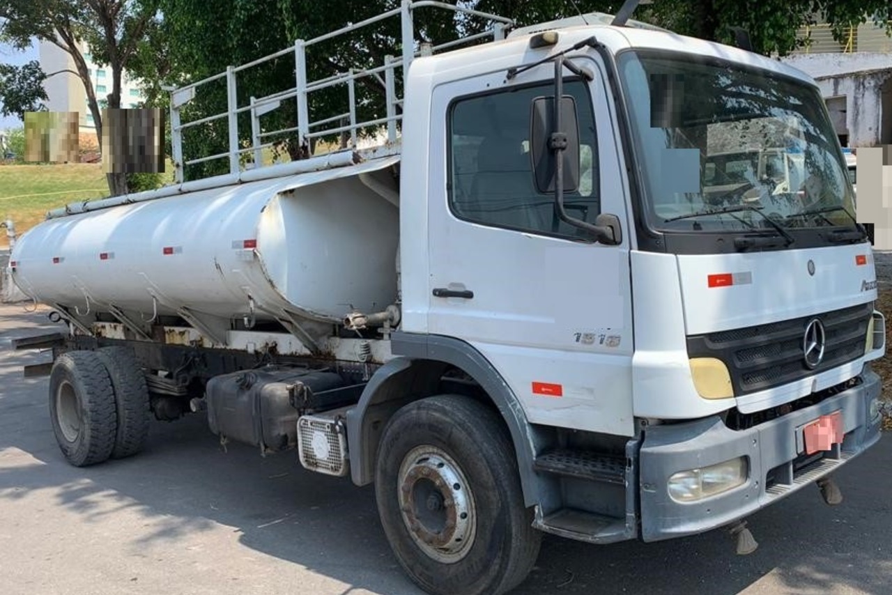 Mercedes Benz MB 1518 - 07/07 9