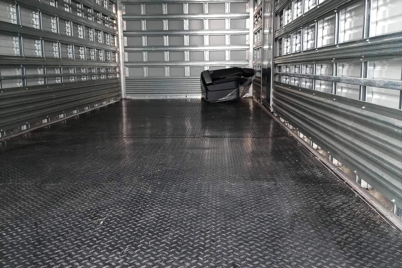 Volkswagen 11-180 Delivery  - 21/22 11