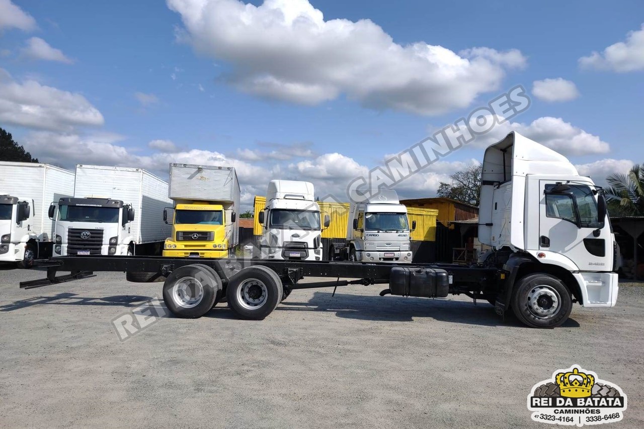 Ford Cargo2422 - 12/12 2