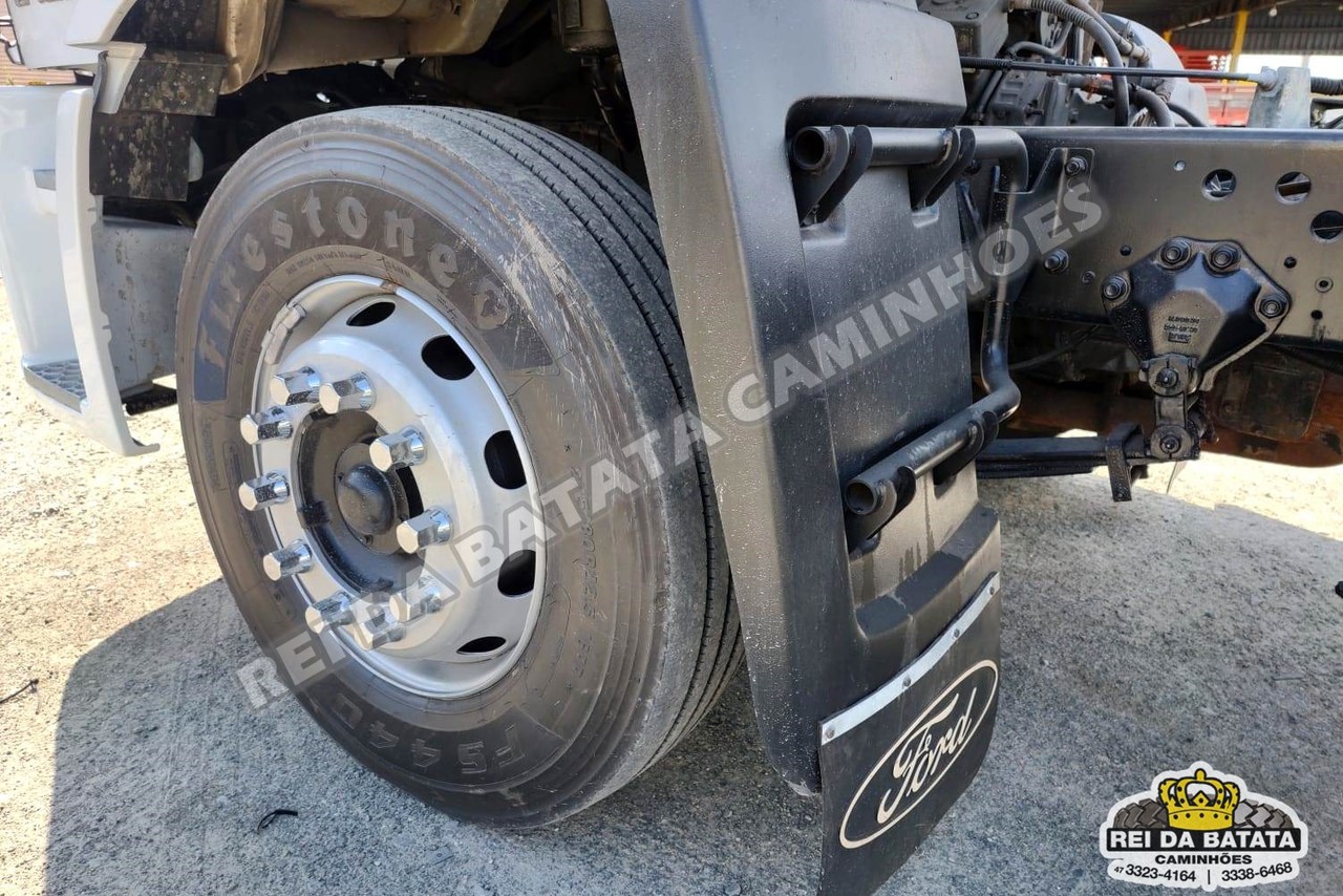 Ford Cargo2422 - 12/12 22