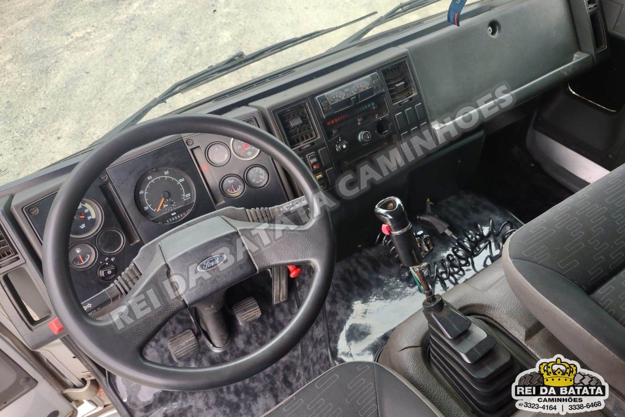 Ford Cargo4331 - 05/05 13