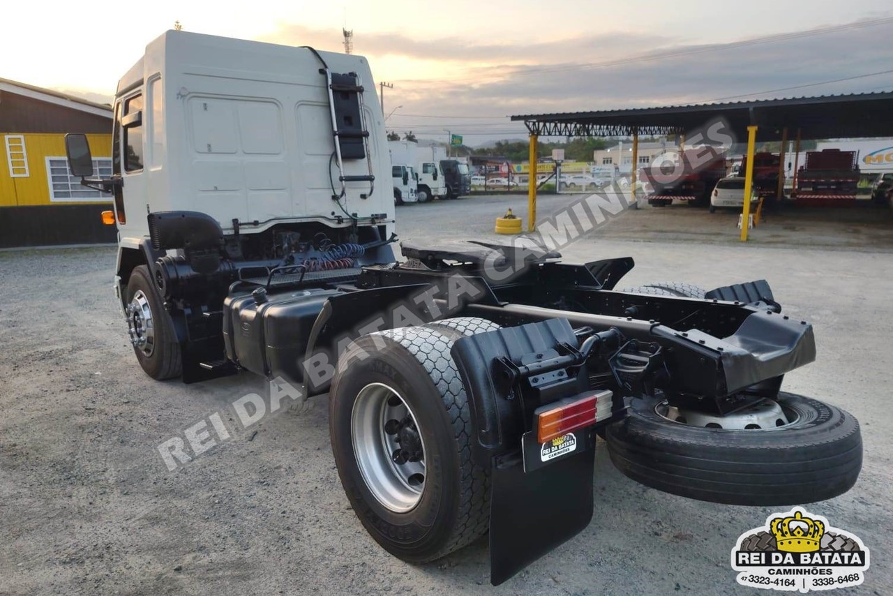 Ford Cargo4432 - 06/06 5