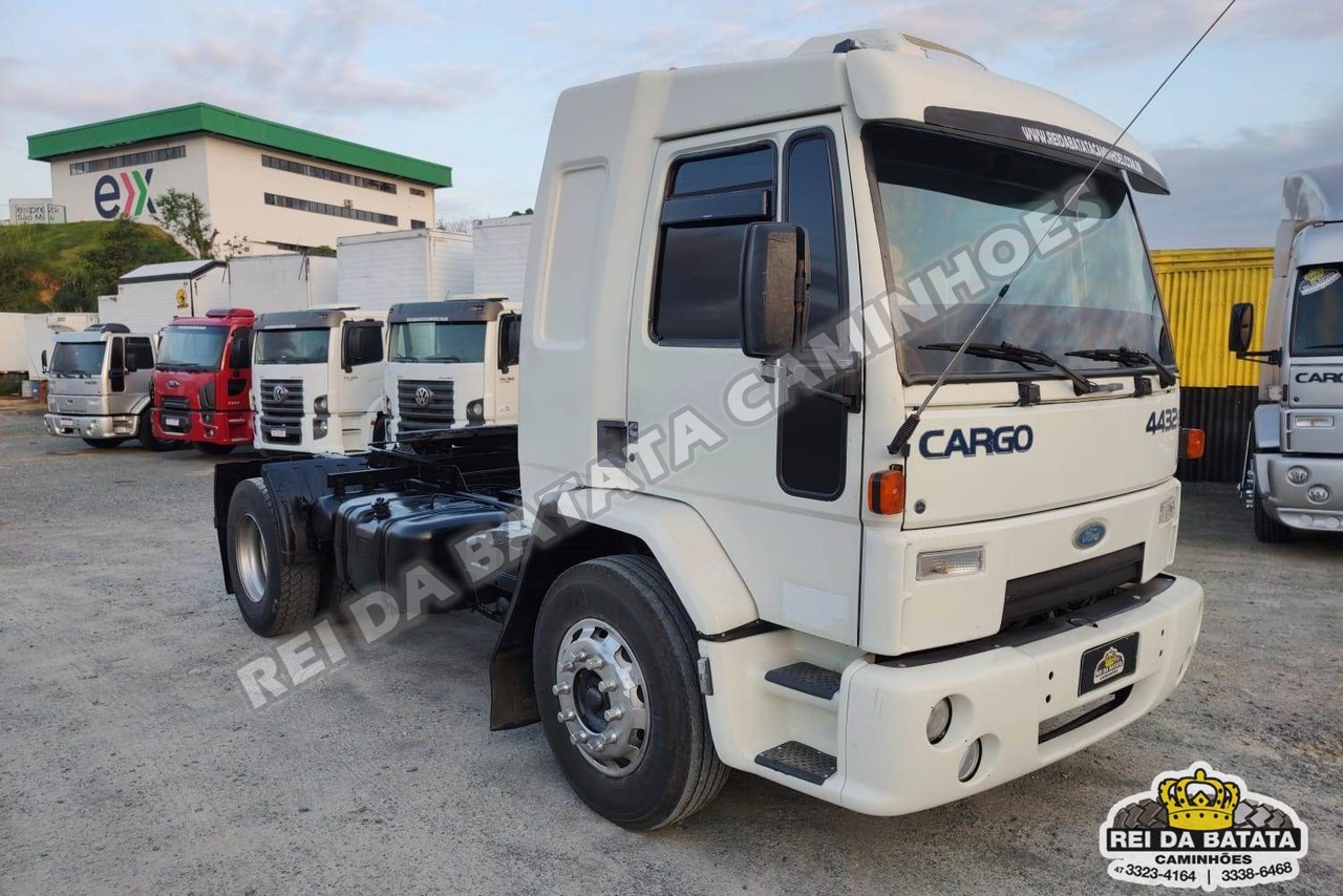 Ford Cargo4432 - 06/06 6