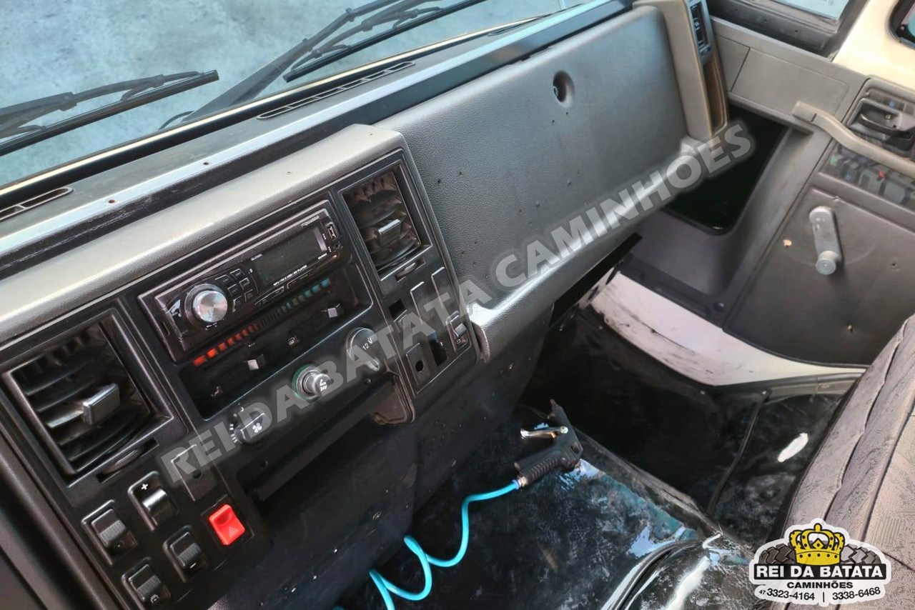 Ford Cargo4432 - 06/06 9