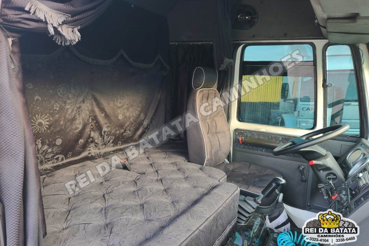 Ford Cargo4432 - 06/06 12