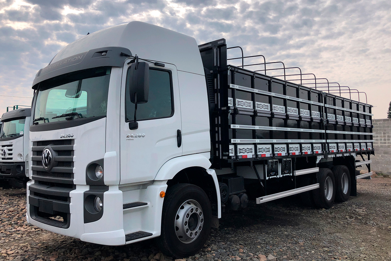 Volkswagen 24-280 E Constellation 6x2 - 21/22 4