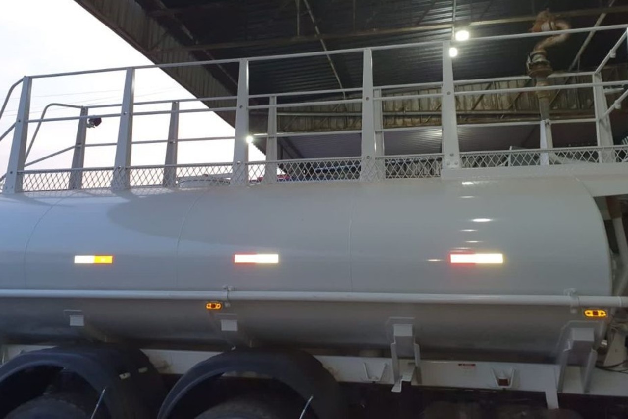 Mercedes Benz Atego 2425 - 09/09 6