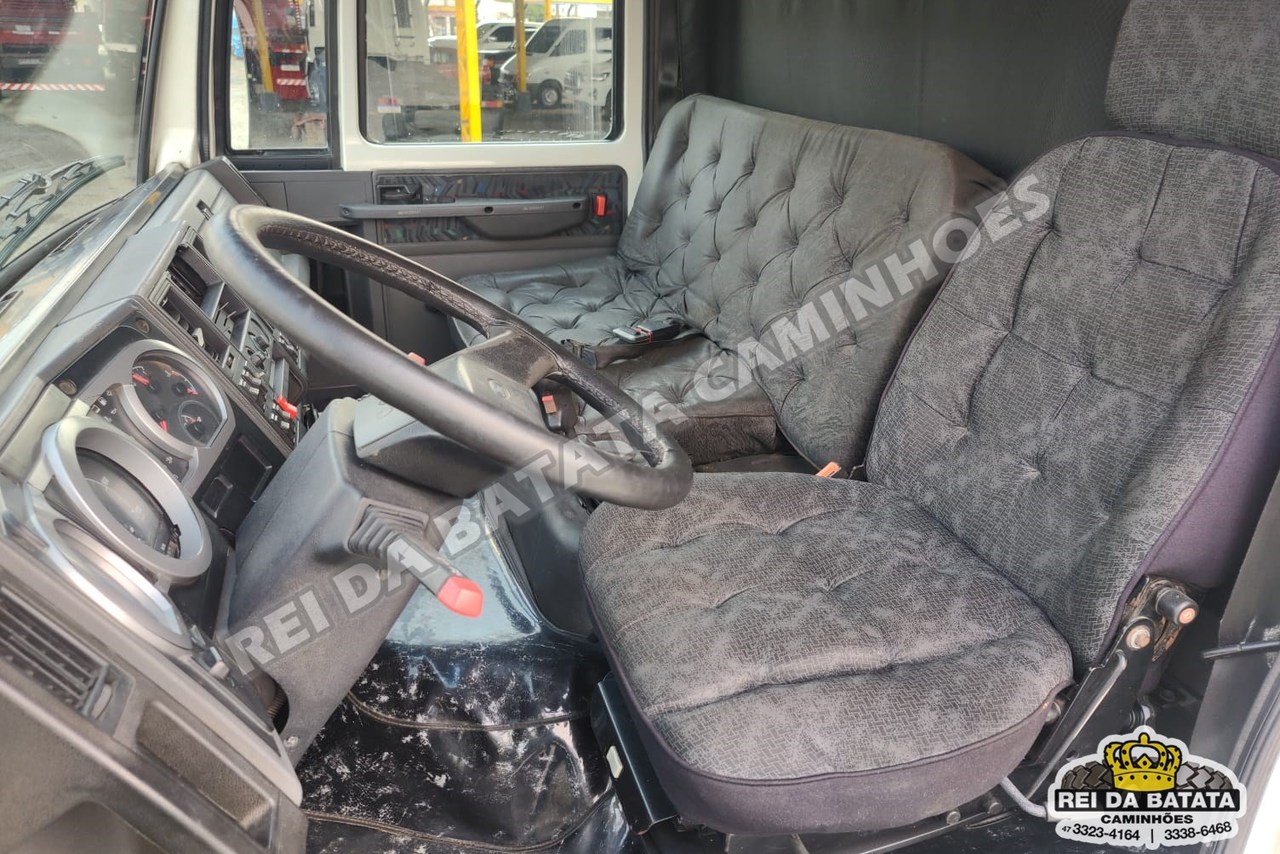 Ford Cargo2428 - 11/11 11