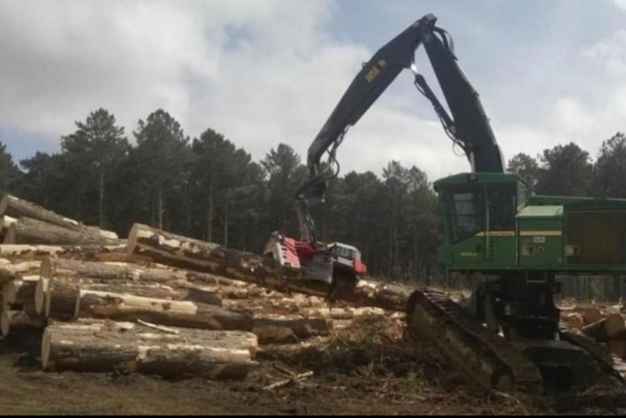 John Deere  903JH - 09/09 2
