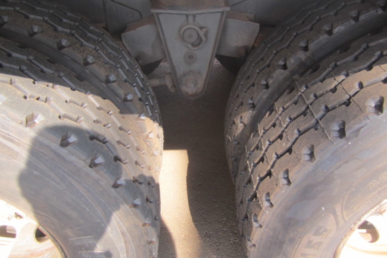 Mercedes Benz Axor 2533 - 05/05 5