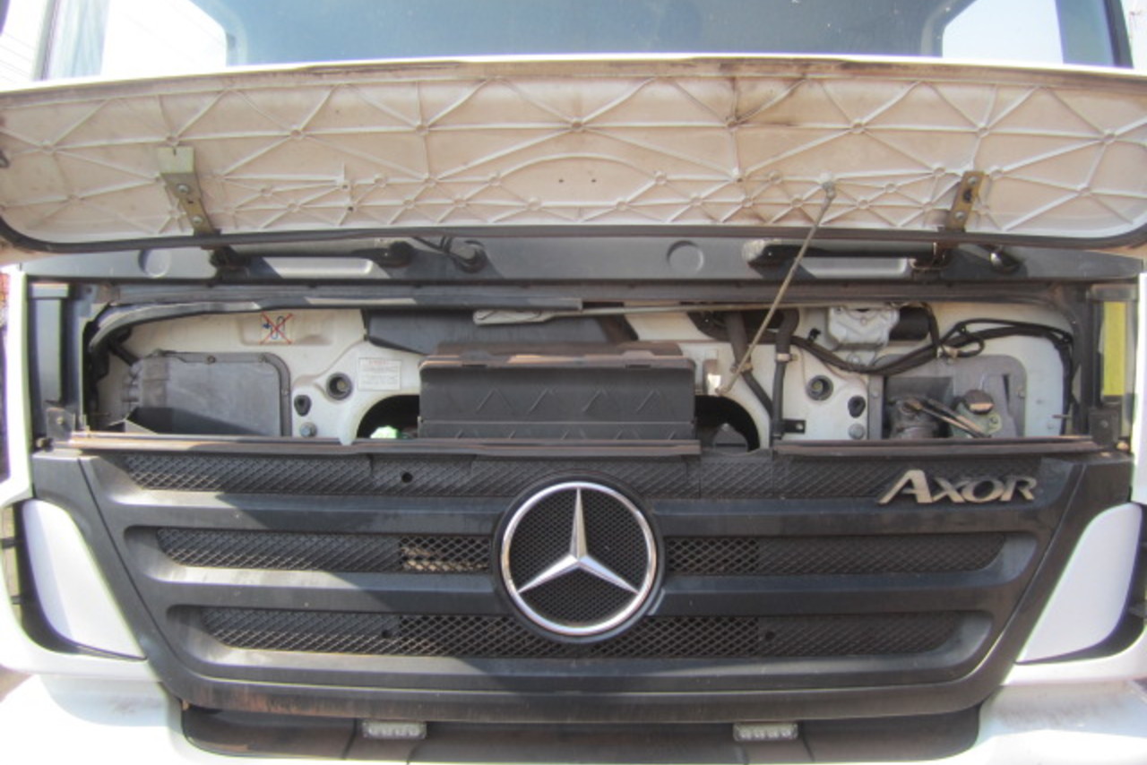 Mercedes Benz Axor 2533 - 05/05 15