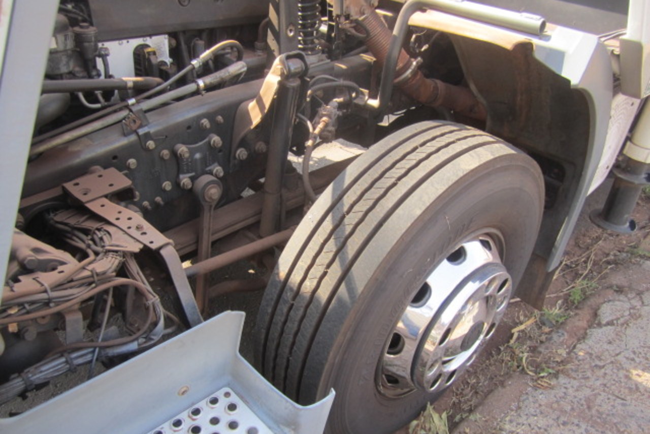 Mercedes Benz Axor 2533 - 05/05 18