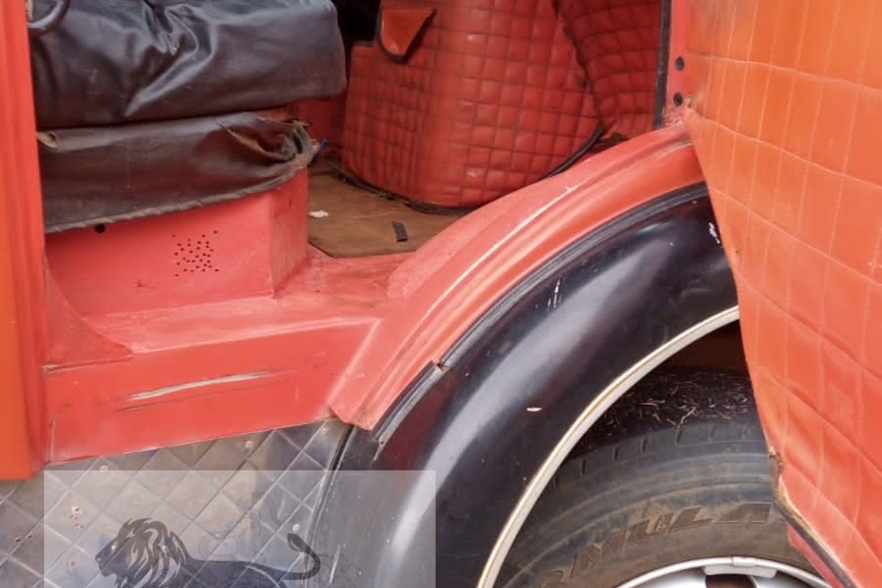 Mercedes Benz MB 1513 - 80/80 2