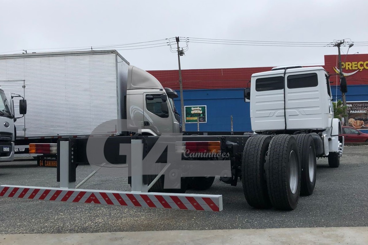 Mercedes Benz MB 2324 - 14/14 2