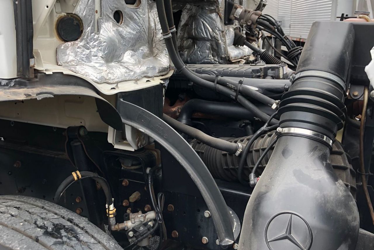 Mercedes Benz MB 2324 - 14/14 13