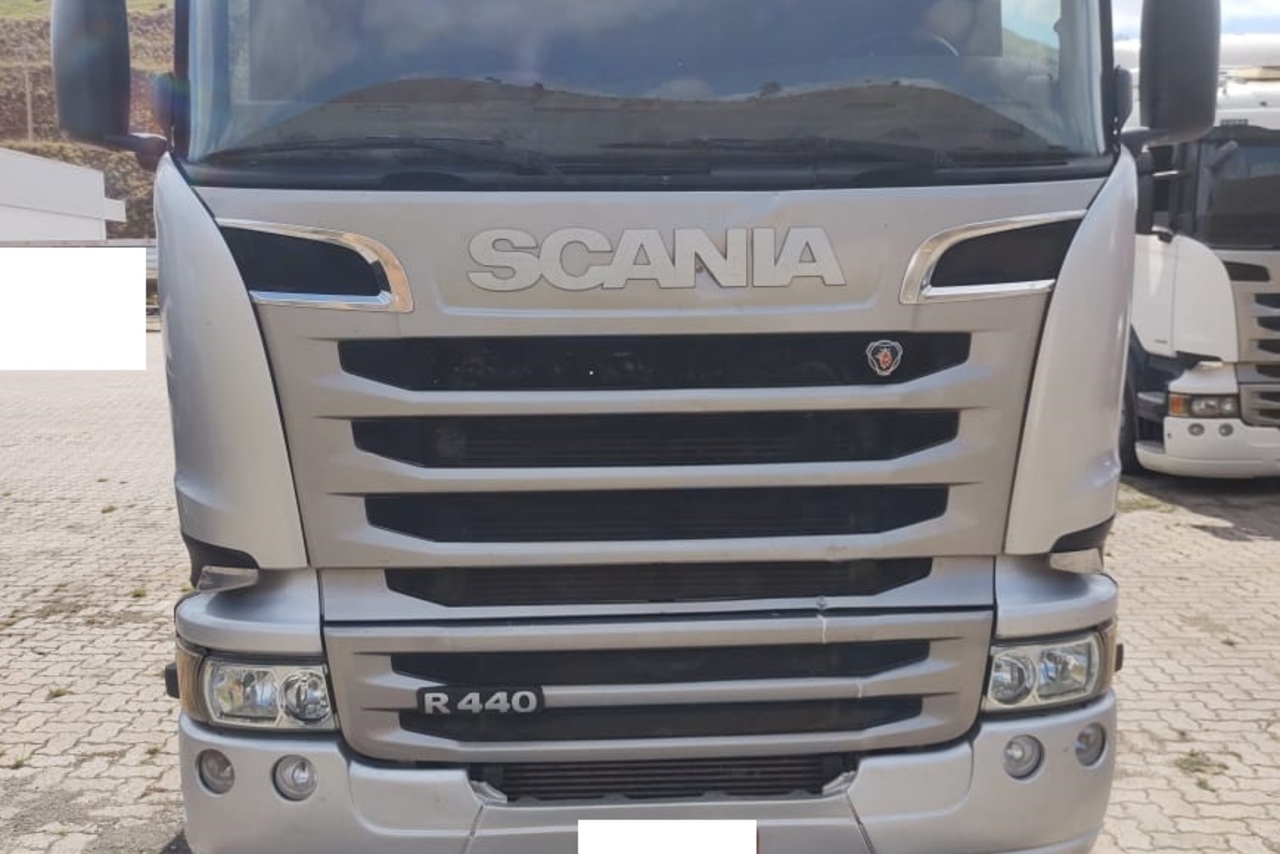 Scania 440 - 15/15 16