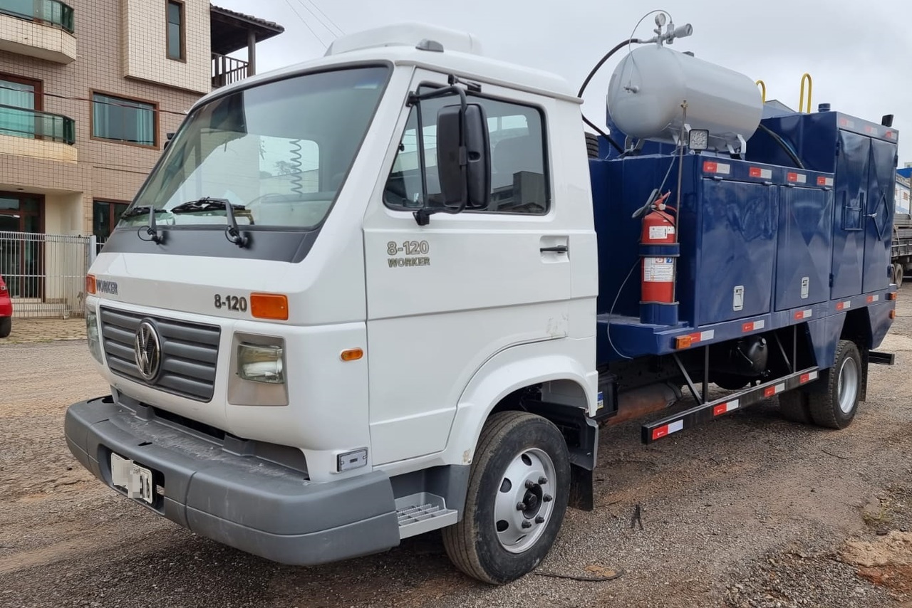 Volkswagen 8 120 - 08/08 4
