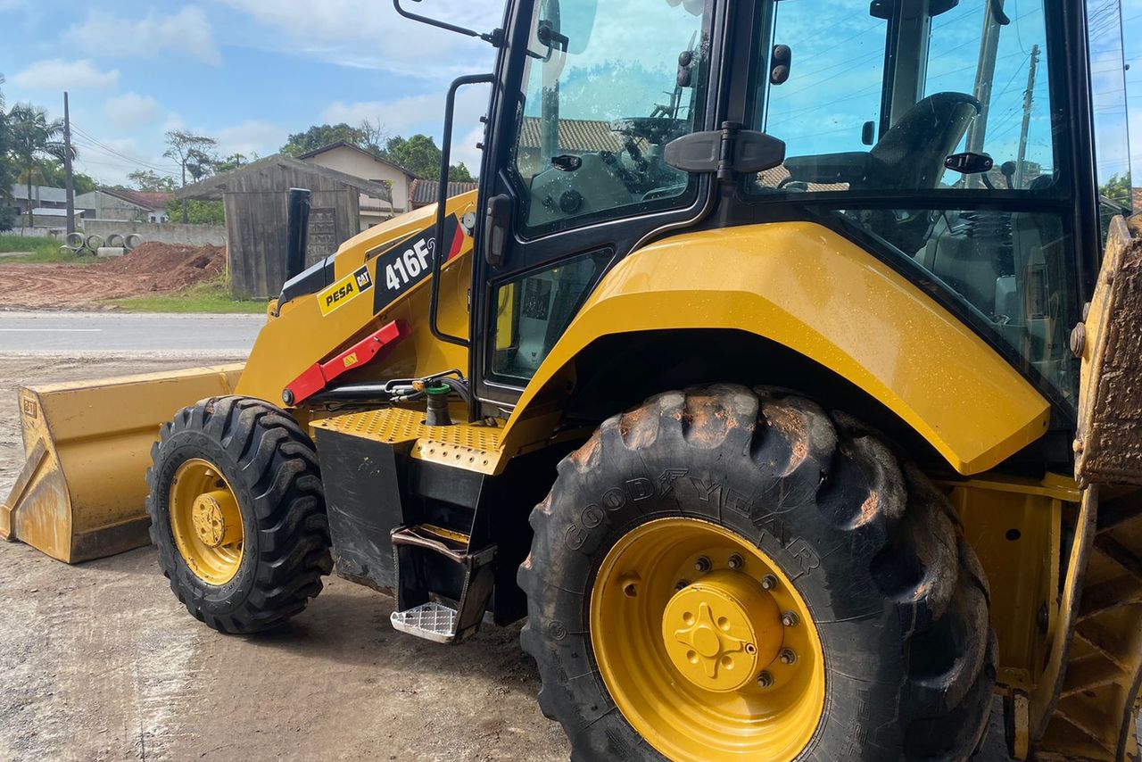 Caterpillar 416F2 - 16/16 12