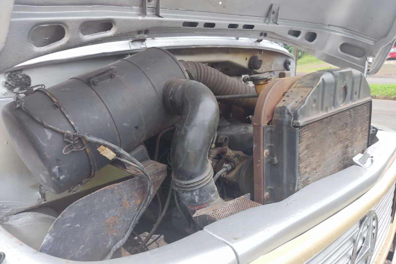 Mercedes Benz MB 1313 - 76/76 10