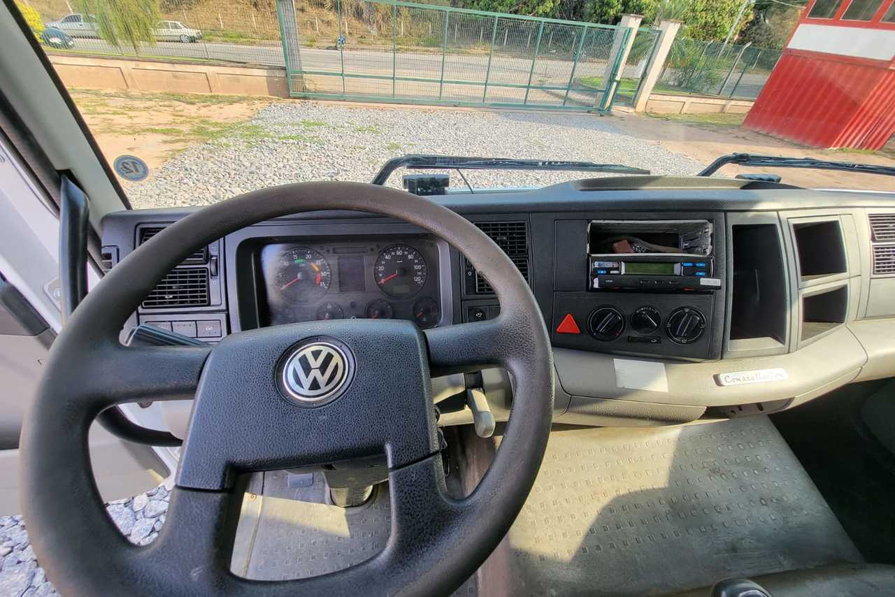 Volkswagen 24-250 E Constellation 3-Eixos - 11/11 10
