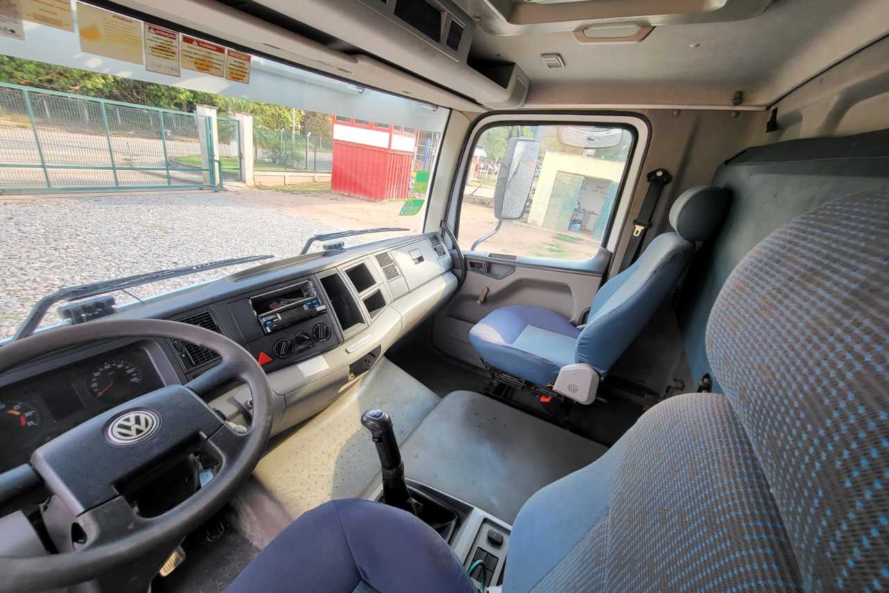 Volkswagen 24-250 E Constellation 3-Eixos - 11/11 11