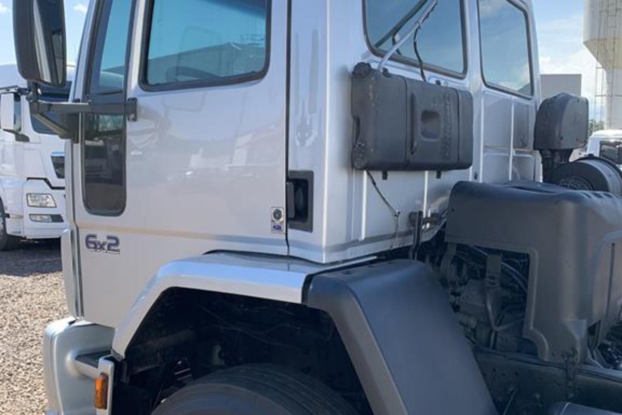 Ford Cargo2428 - 06/06 3