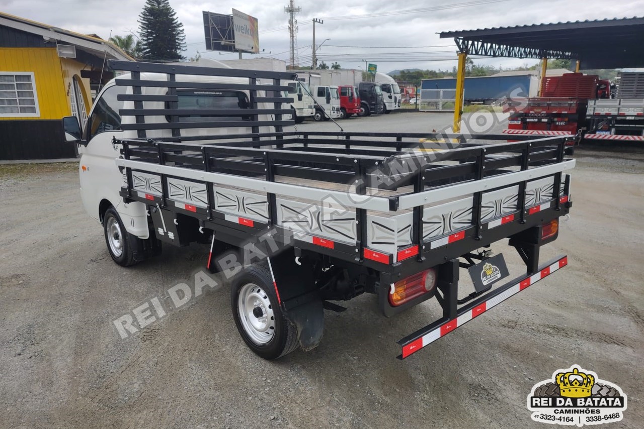 Hyundai HR - 11/12 4