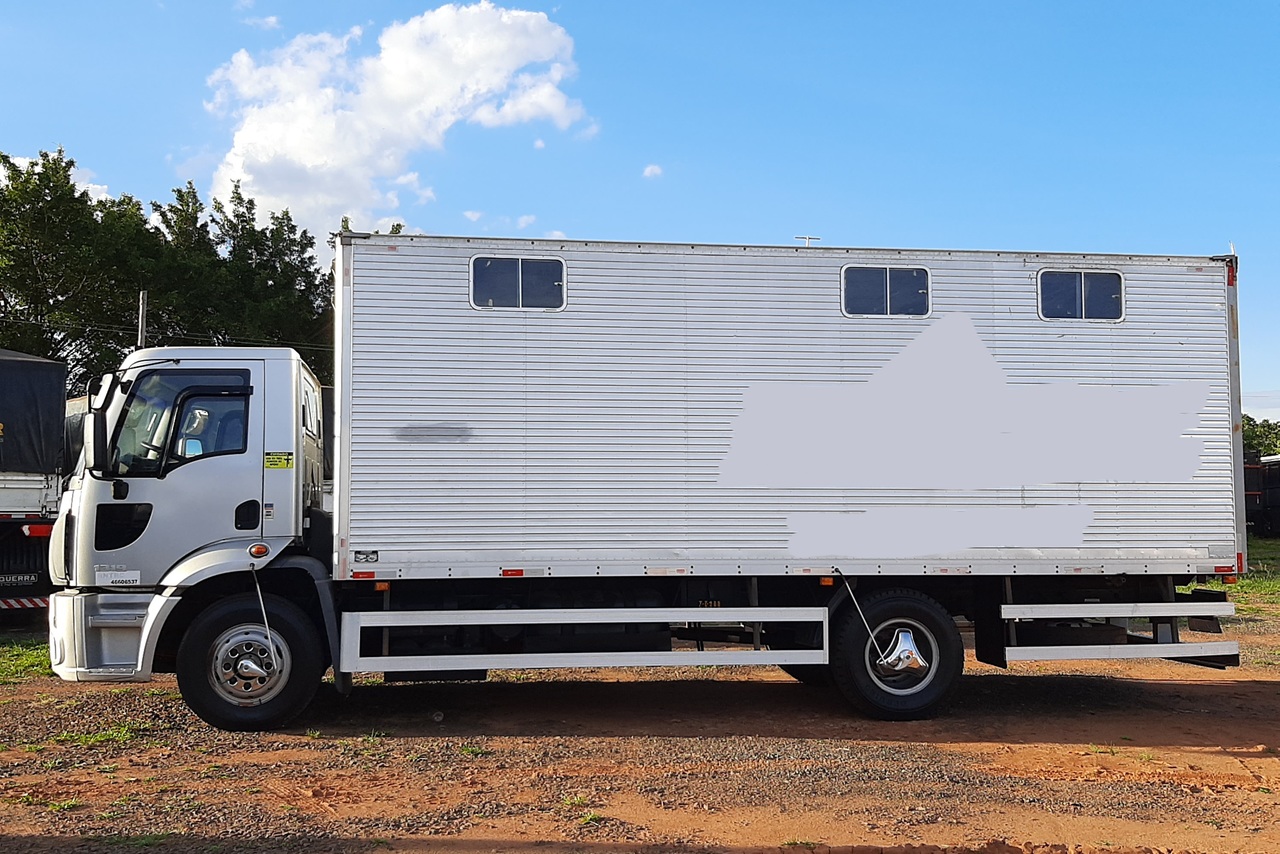 Ford Cargo1319 - 13/13 6