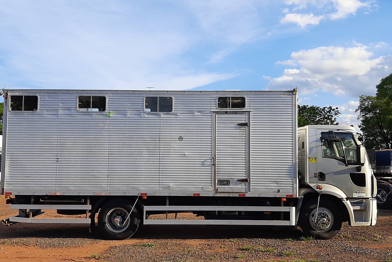 Ford Cargo1319 - 13/13 8