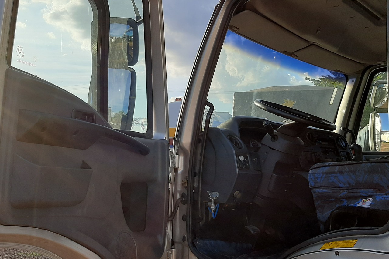 Ford Cargo1319 - 13/13 9