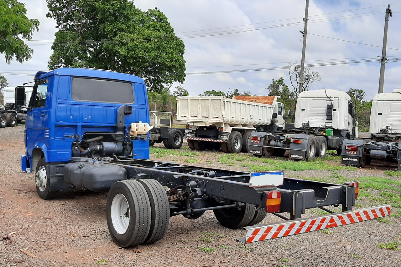 Volkswagen 8 150 - 02/02 5