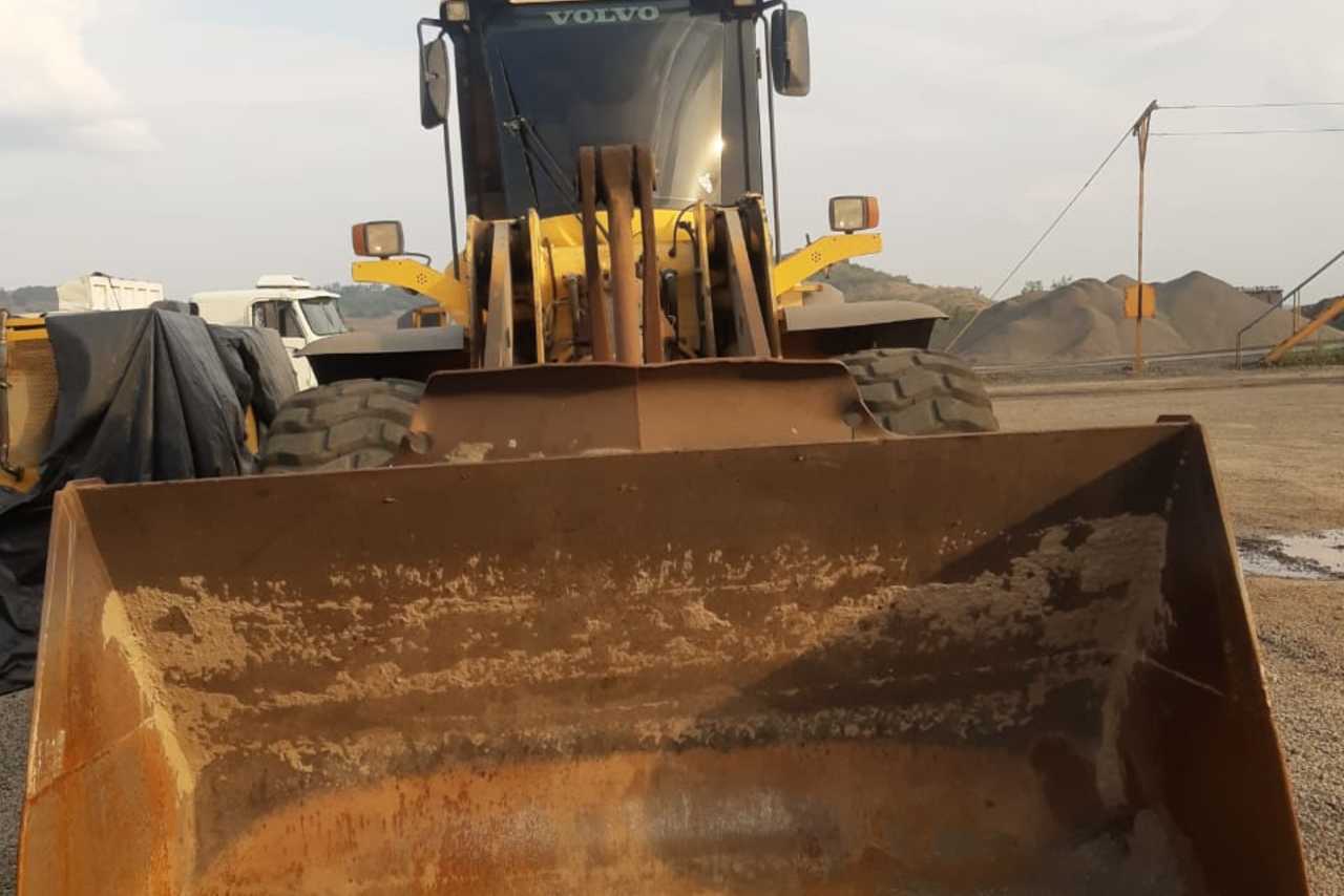 Volvo L120F - 12/12 6
