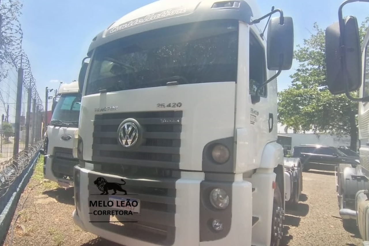 Volkswagen 25 420 - 14/14 2