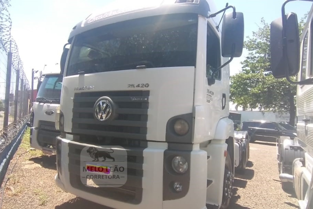 Volkswagen 25 420 - 14/14 3