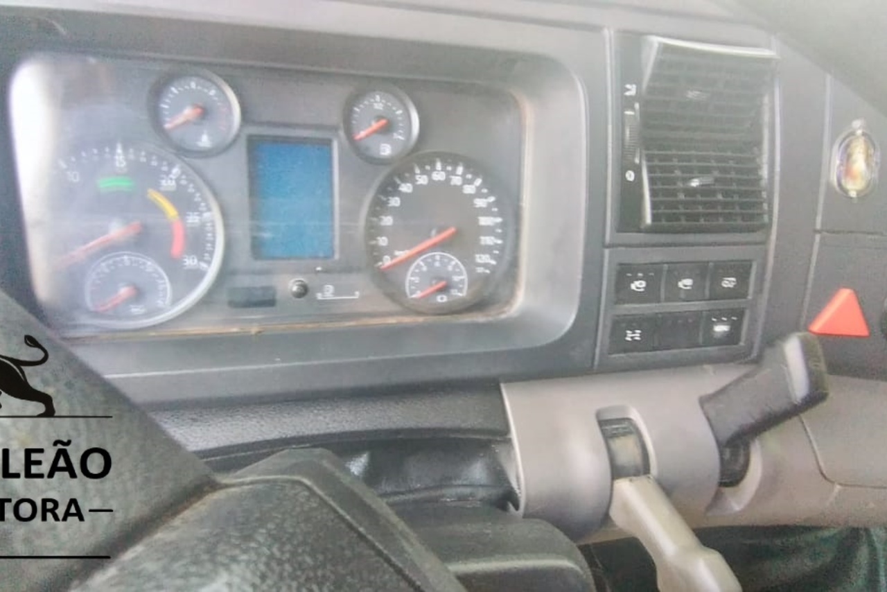 Volkswagen 25 420 - 14/14 15