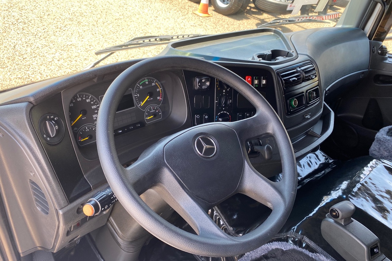 Mercedes Benz Atego 2430 - 14/14 8