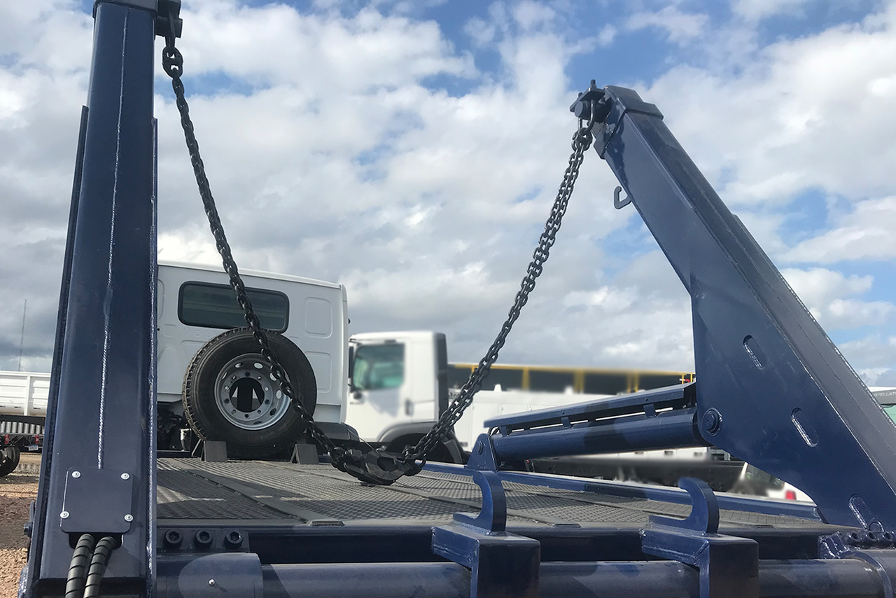 Volkswagen 26-280 Constellation 6x4 - 22/23 2