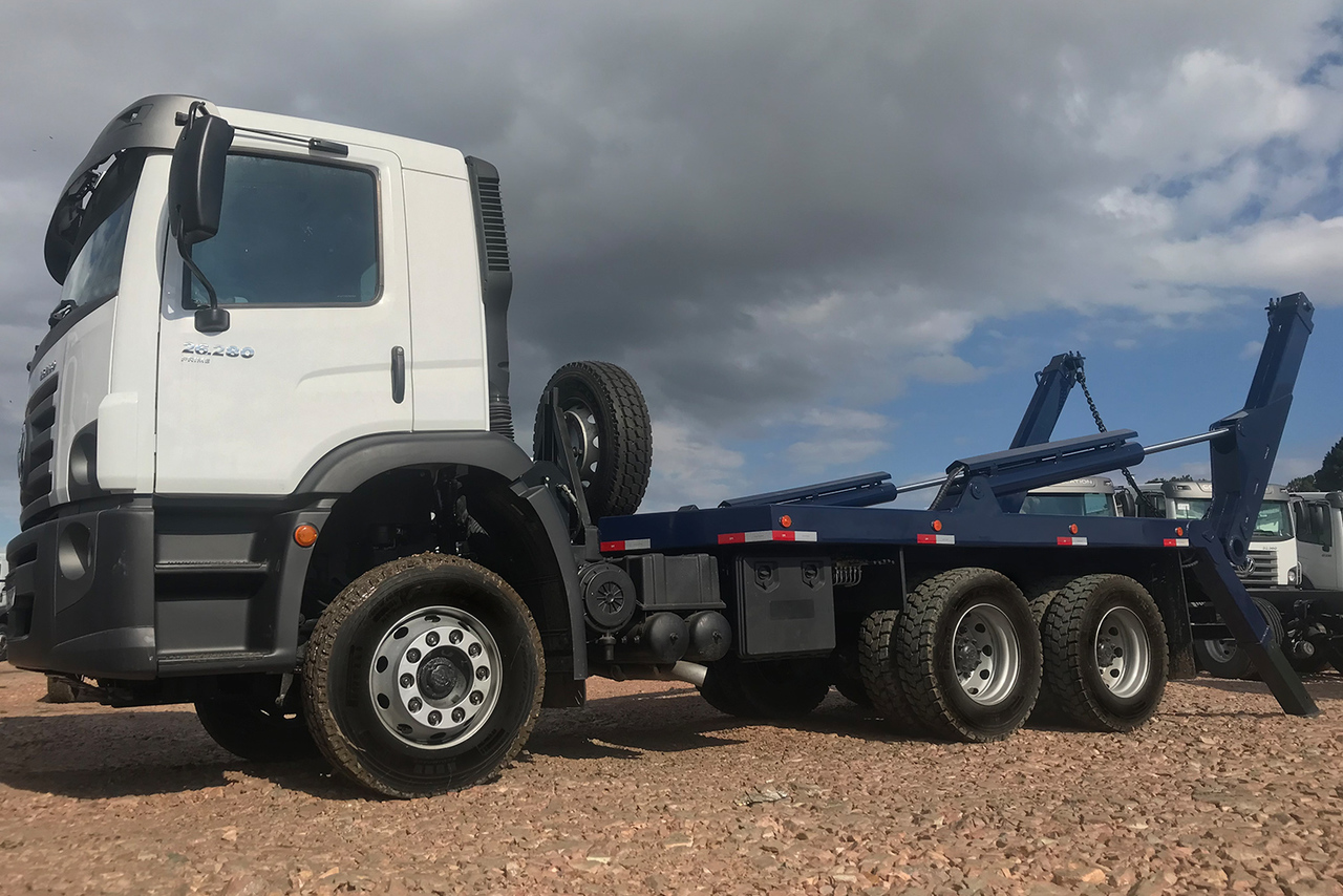 Volkswagen 26-280 Constellation 6x4 - 22/23 4