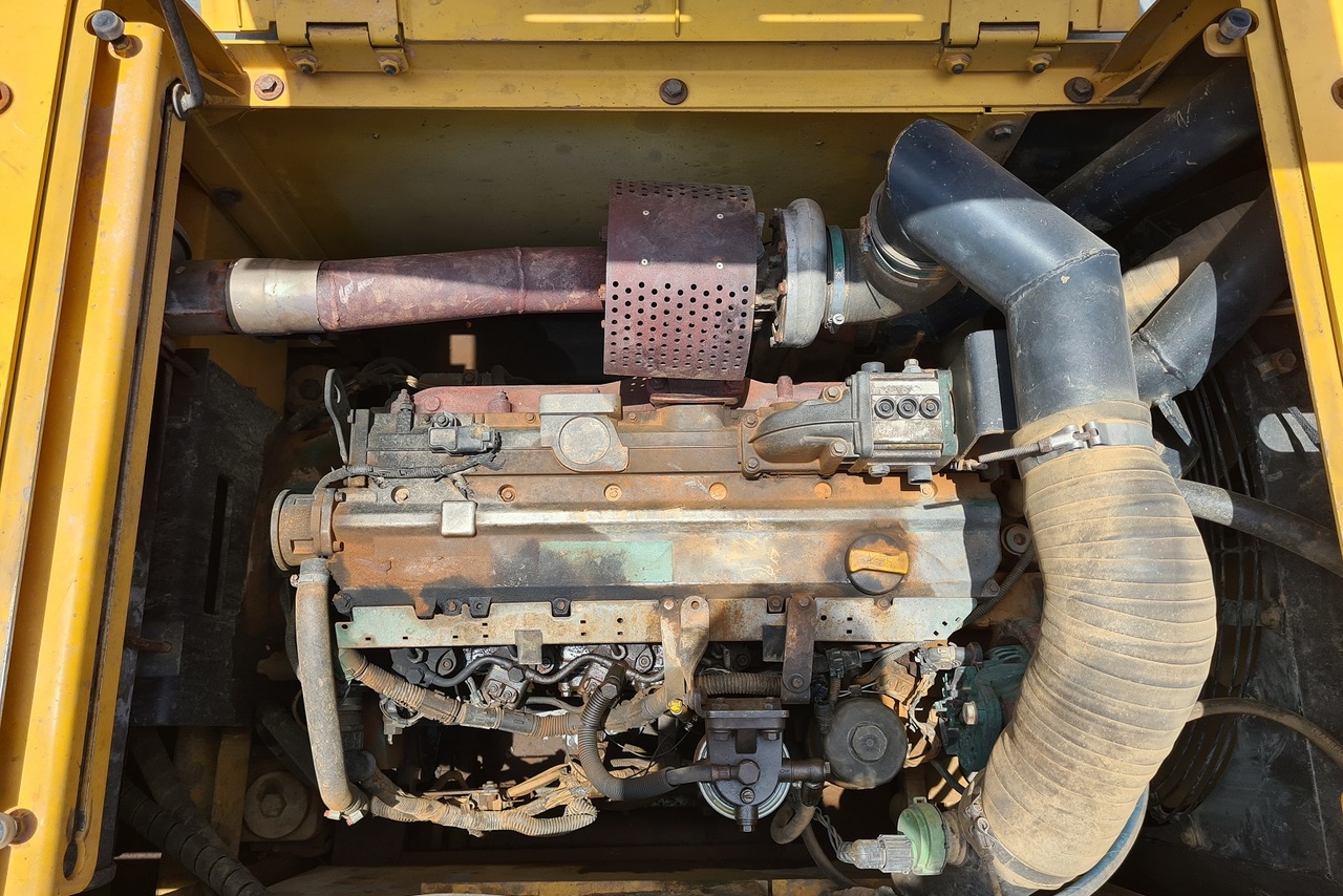 Volvo EC210BLC - 06/06 4